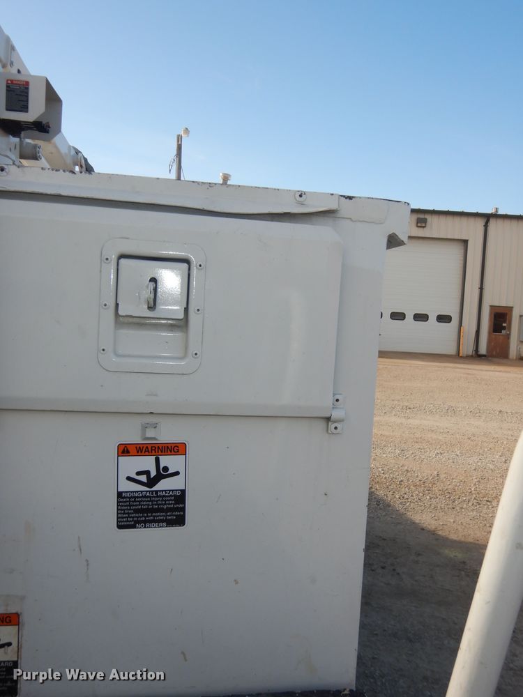 image for item DK7614 2009 Ford F550 Super Duty XL  bucket truck