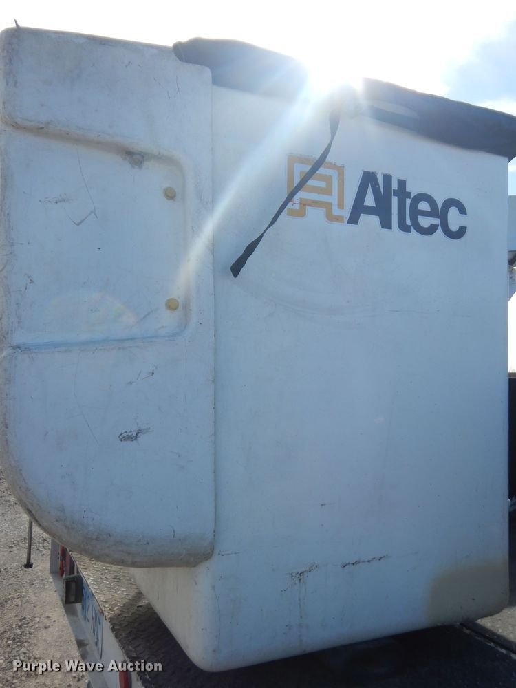 image for item DK7614 2009 Ford F550 Super Duty XL  bucket truck