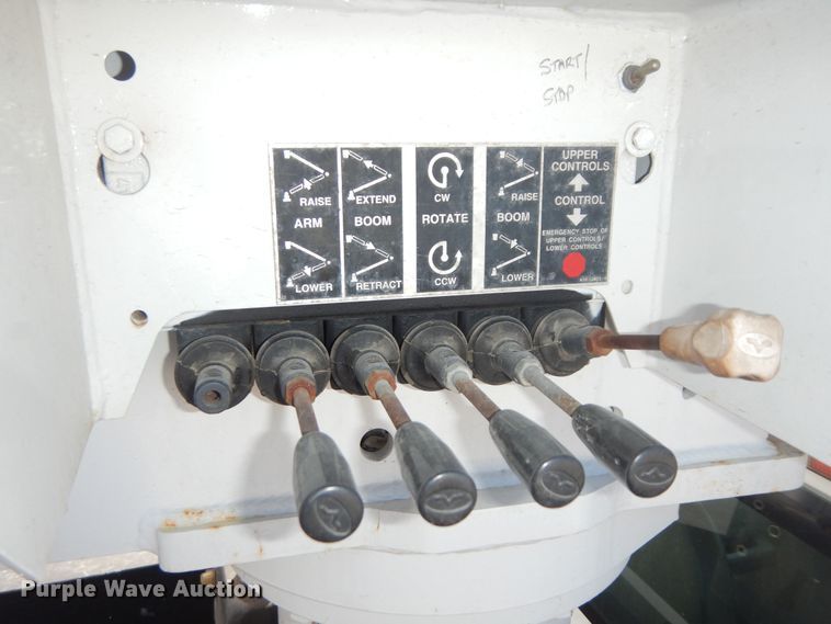 image for item DK7614 2009 Ford F550 Super Duty XL  bucket truck