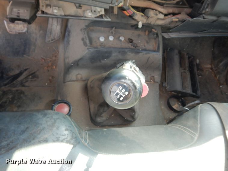 image for item DK7616 1999 Chevrolet  dump flatbed truck