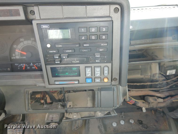 image for item DK7616 1999 Chevrolet  dump flatbed truck