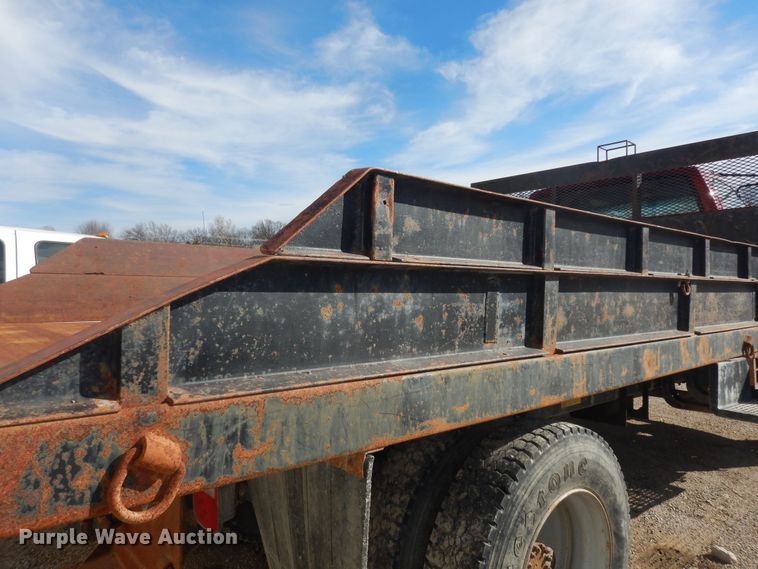 image for item DK7616 1999 Chevrolet  dump flatbed truck