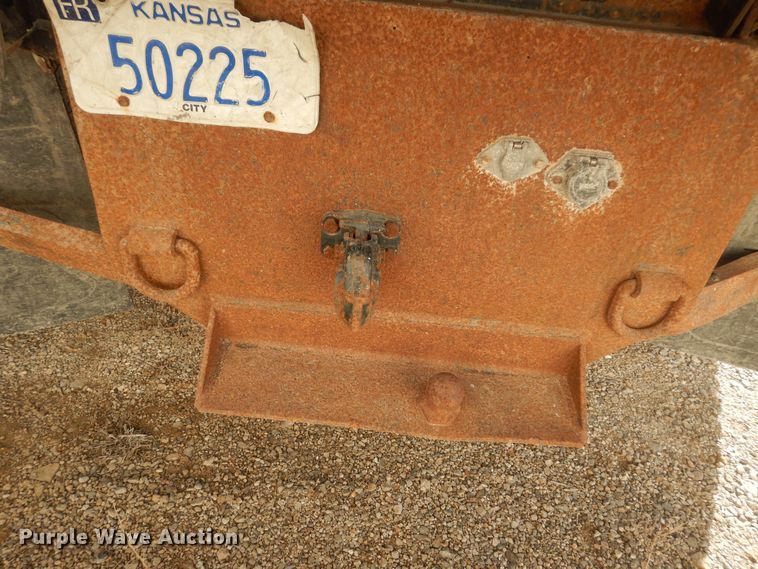 image for item DK7616 1999 Chevrolet  dump flatbed truck