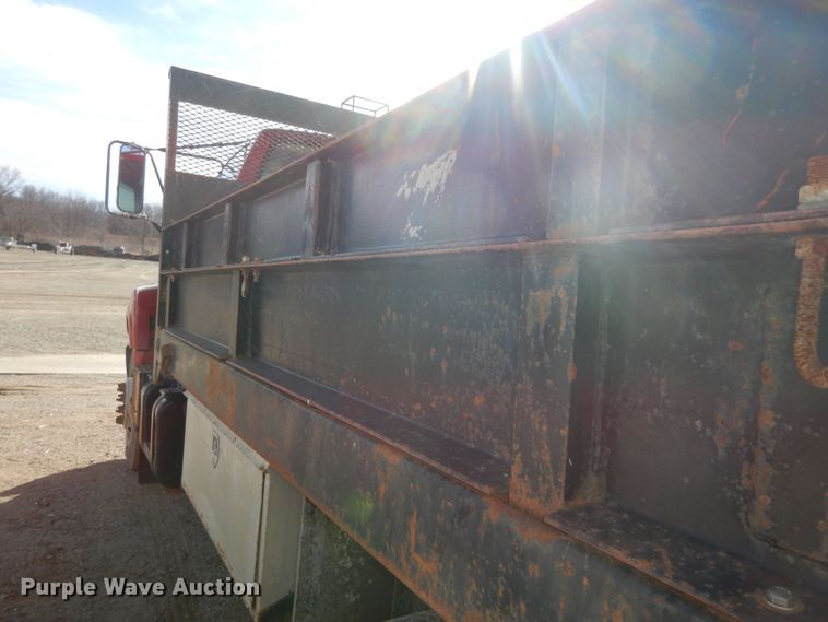 image for item DK7616 1999 Chevrolet  dump flatbed truck