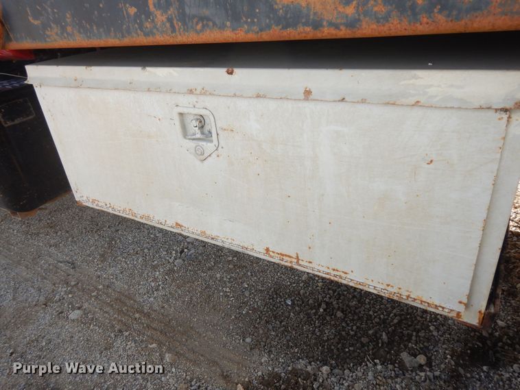 image for item DK7616 1999 Chevrolet  dump flatbed truck