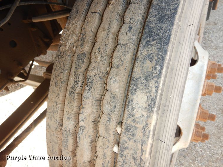 image for item DK7616 1999 Chevrolet  dump flatbed truck