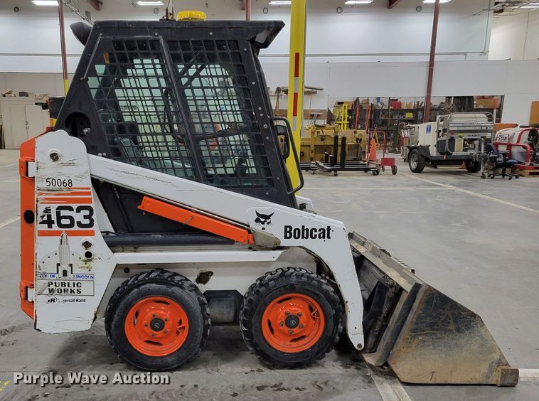 image for item DM8195 2005 Bobcat 463  skid steer loader