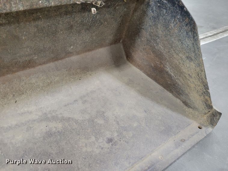 image for item DM8195 2005 Bobcat 463  skid steer loader