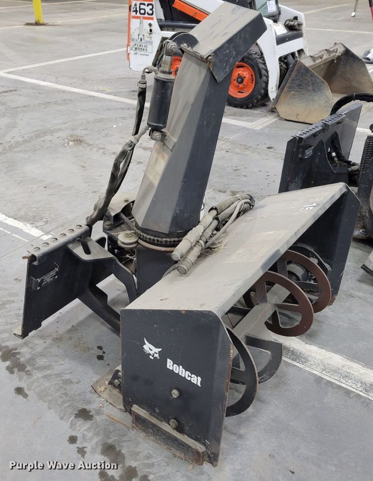 image for item DM8195 2005 Bobcat 463  skid steer loader