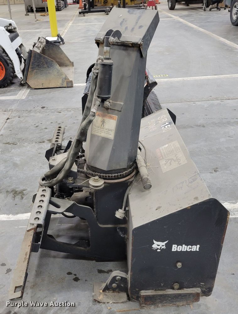 image for item DM8195 2005 Bobcat 463  skid steer loader