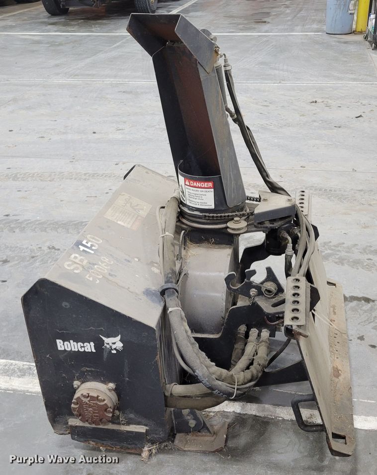 image for item DM8195 2005 Bobcat 463  skid steer loader