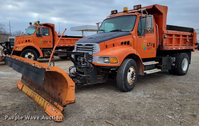 image for item DM8196 2003 Sterling Acterra M7500  dump truck