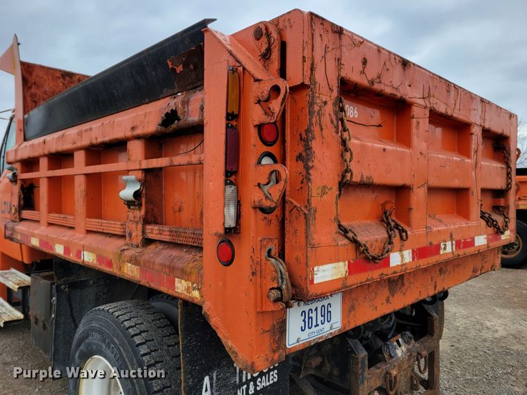 image for item DM8196 2003 Sterling Acterra M7500  dump truck