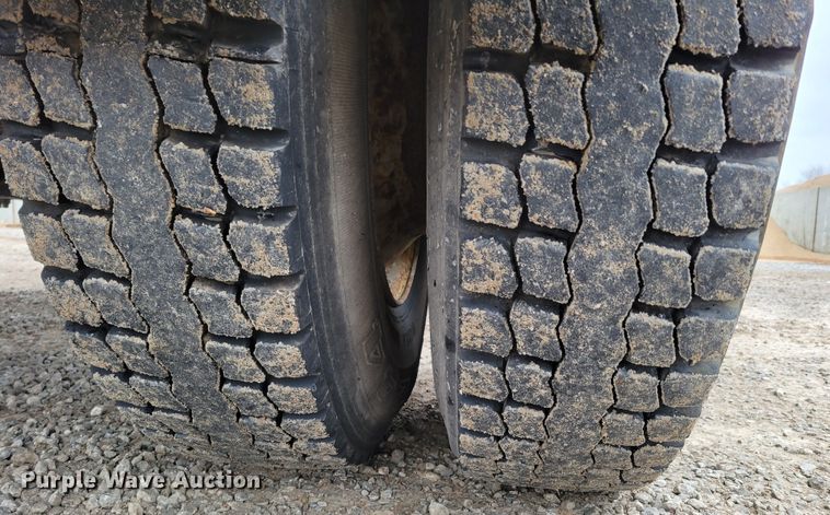 image for item DM8196 2003 Sterling Acterra M7500  dump truck