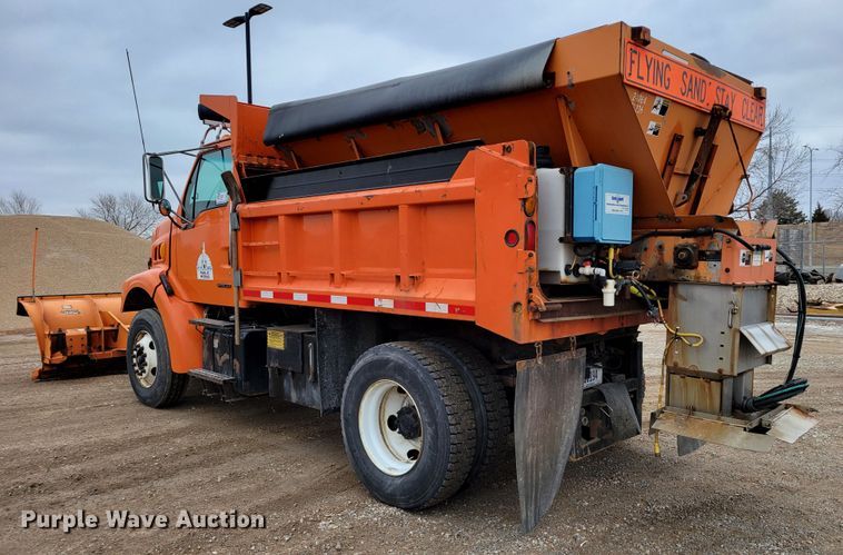 image for item DM8197 2001 Sterling L7500  dump truck