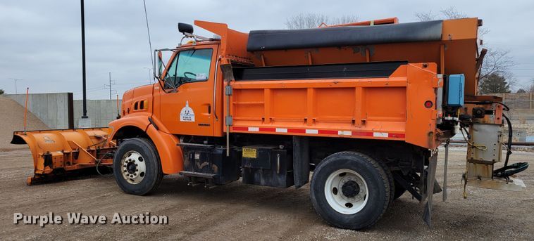 image for item DM8197 2001 Sterling L7500  dump truck