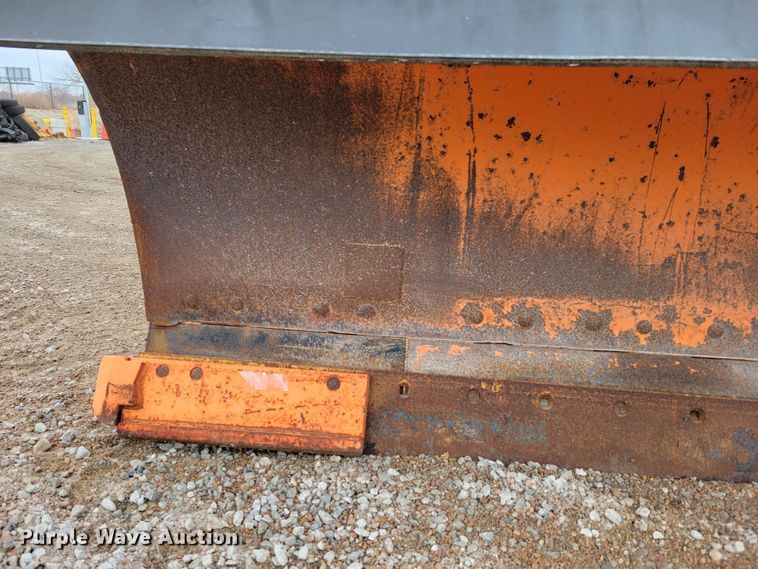 image for item DM8197 2001 Sterling L7500  dump truck