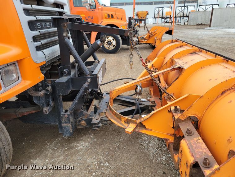 image for item DM8197 2001 Sterling L7500  dump truck