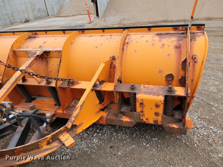 image for item DM8197 2001 Sterling L7500  dump truck