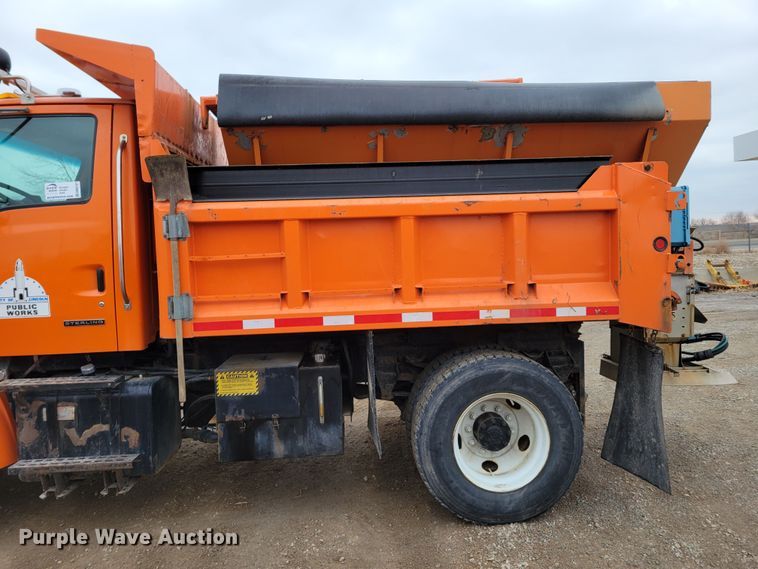 image for item DM8197 2001 Sterling L7500  dump truck