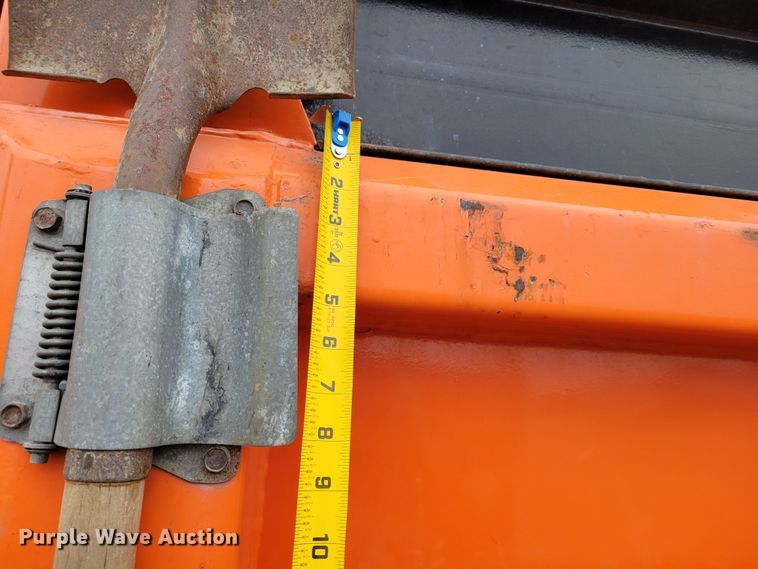 image for item DM8197 2001 Sterling L7500  dump truck