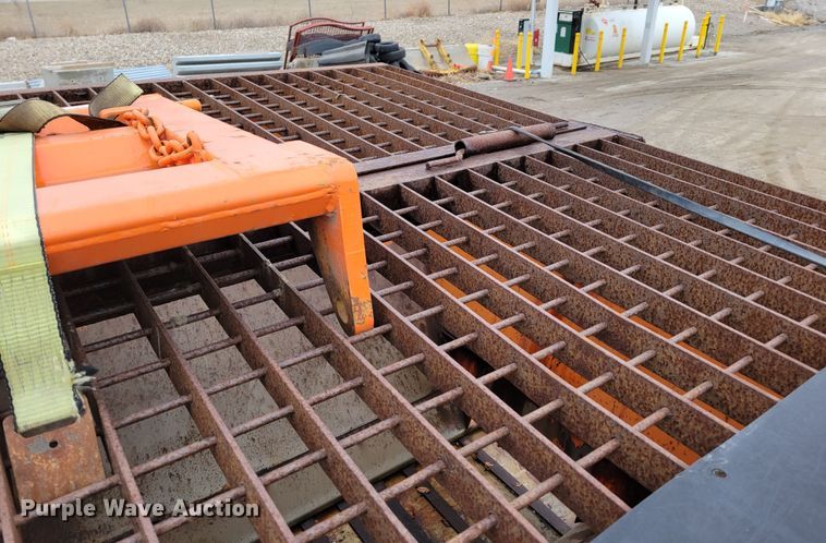 image for item DM8197 2001 Sterling L7500  dump truck