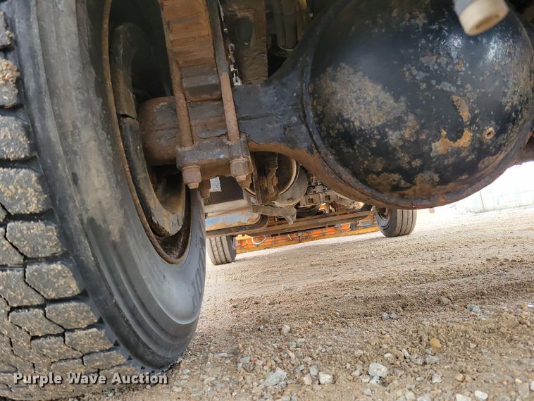 image for item DM8197 2001 Sterling L7500  dump truck