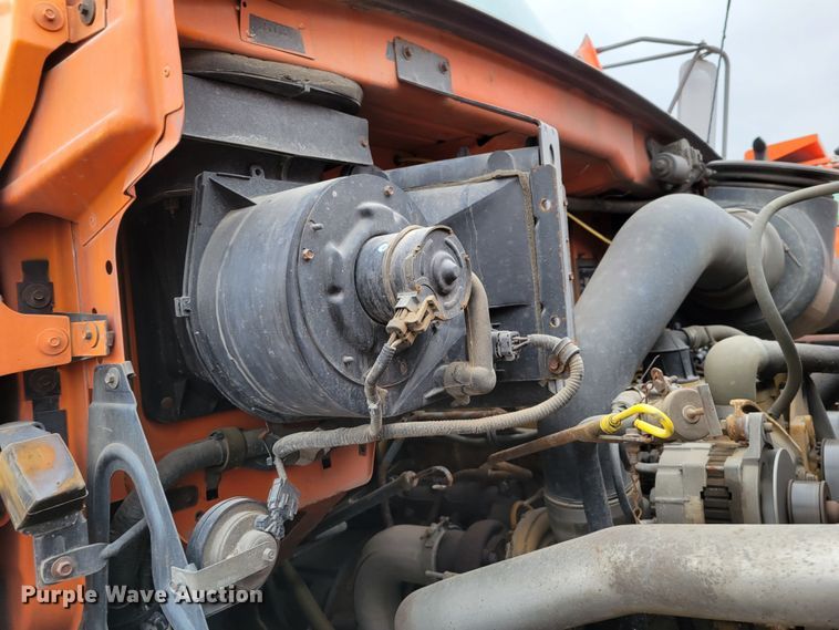 image for item DM8197 2001 Sterling L7500  dump truck