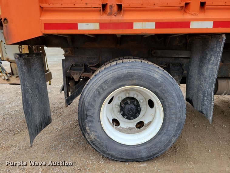 image for item DM8197 2001 Sterling L7500  dump truck