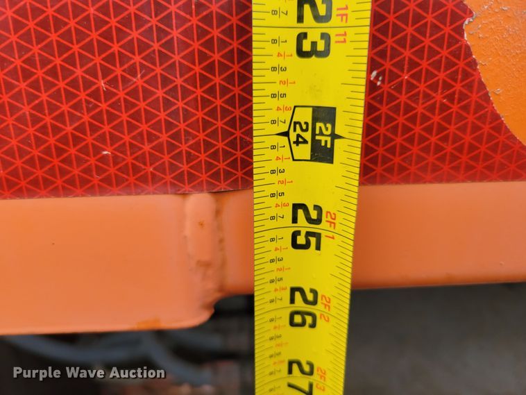 image for item DM8198 2001 Sterling L7500  dump truck