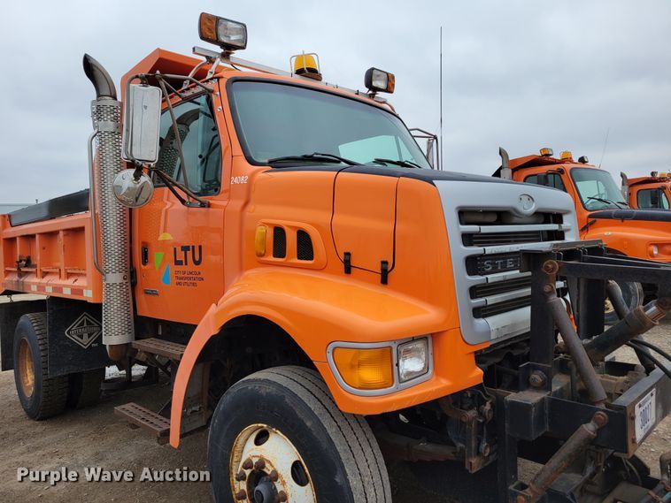 image for item DM8198 2001 Sterling L7500  dump truck