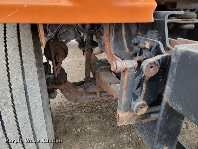 image for item DM8198 2001 Sterling L7500  dump truck