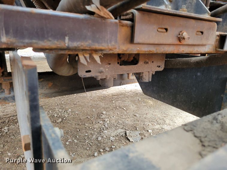 image for item DM8198 2001 Sterling L7500  dump truck