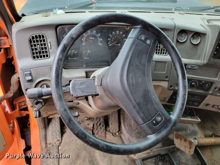 image for item DM8198 2001 Sterling L7500  dump truck