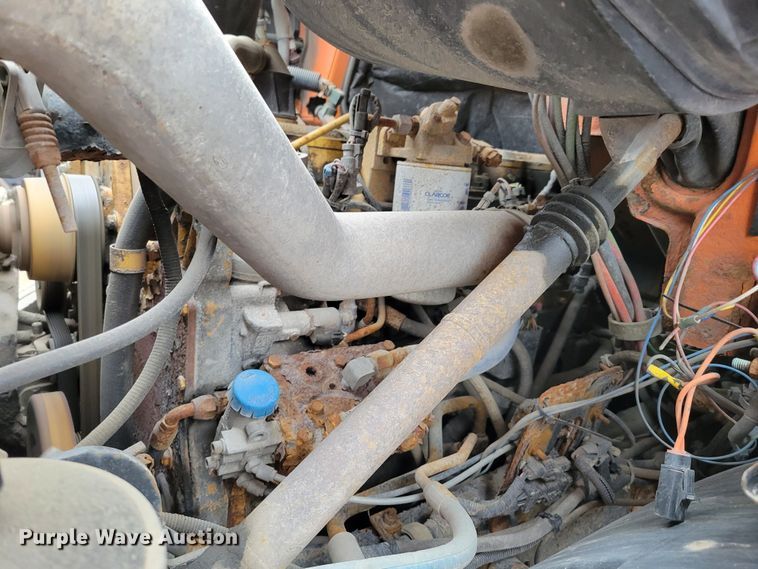 image for item DM8198 2001 Sterling L7500  dump truck