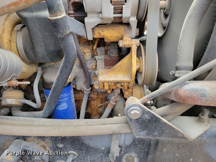 image for item DM8198 2001 Sterling L7500  dump truck