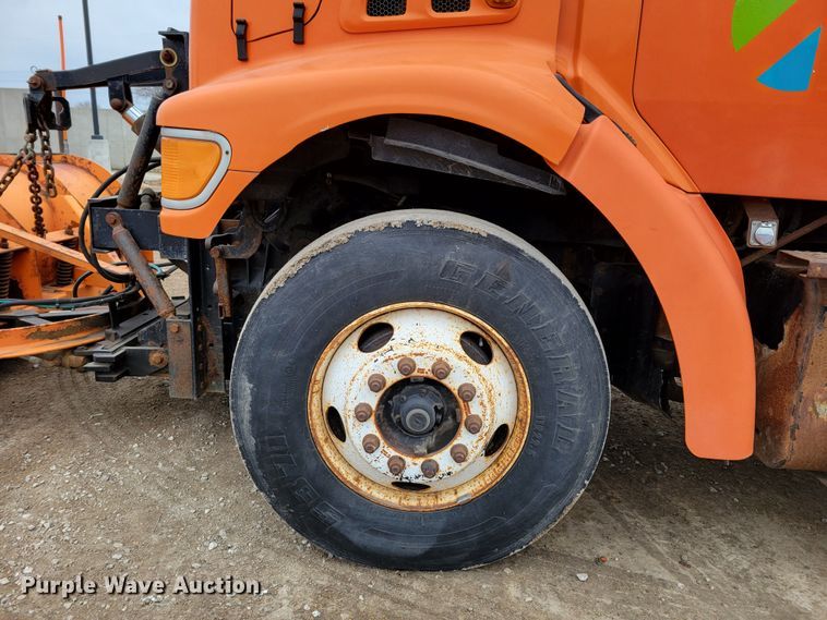 image for item DM8198 2001 Sterling L7500  dump truck