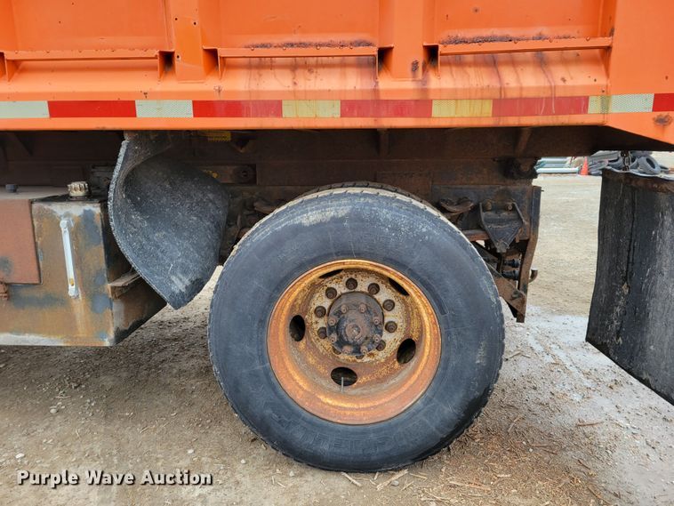 image for item DM8198 2001 Sterling L7500  dump truck