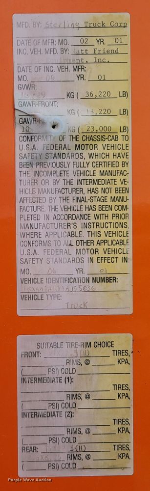 image for item DM8198 2001 Sterling L7500  dump truck