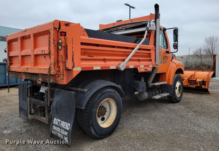 image for item DM8199 2005 Freightliner Business Class M2  dump truck