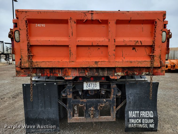 image for item DM8199 2005 Freightliner Business Class M2  dump truck