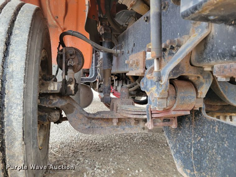 image for item DM8199 2005 Freightliner Business Class M2  dump truck