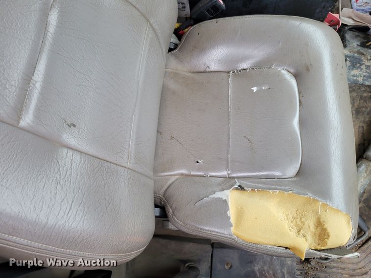 image for item DM8199 2005 Freightliner Business Class M2  dump truck