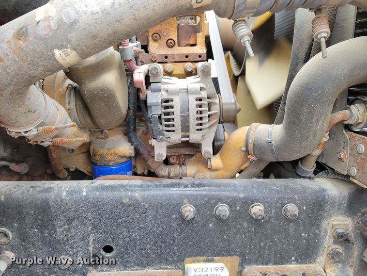 image for item DM8199 2005 Freightliner Business Class M2  dump truck