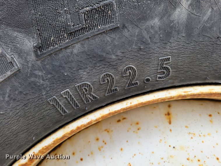 image for item DM8199 2005 Freightliner Business Class M2  dump truck