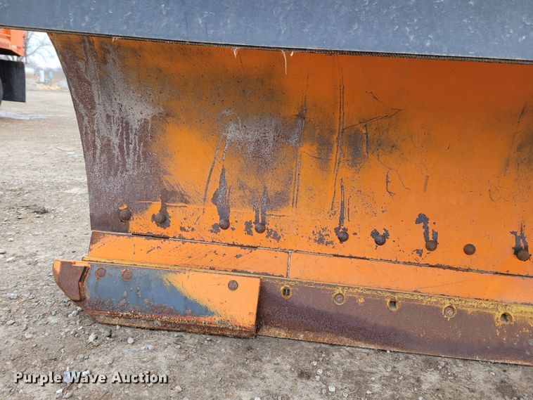 image for item DM8200 2005 Freightliner Business Class M2  dump truck