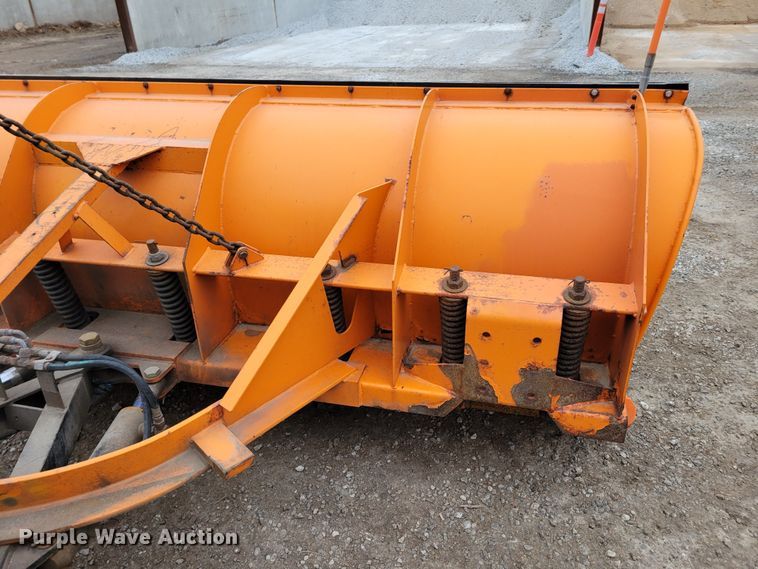 image for item DM8200 2005 Freightliner Business Class M2  dump truck