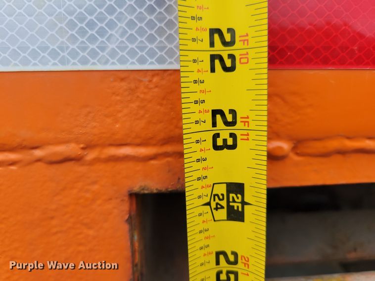 image for item DM8200 2005 Freightliner Business Class M2  dump truck