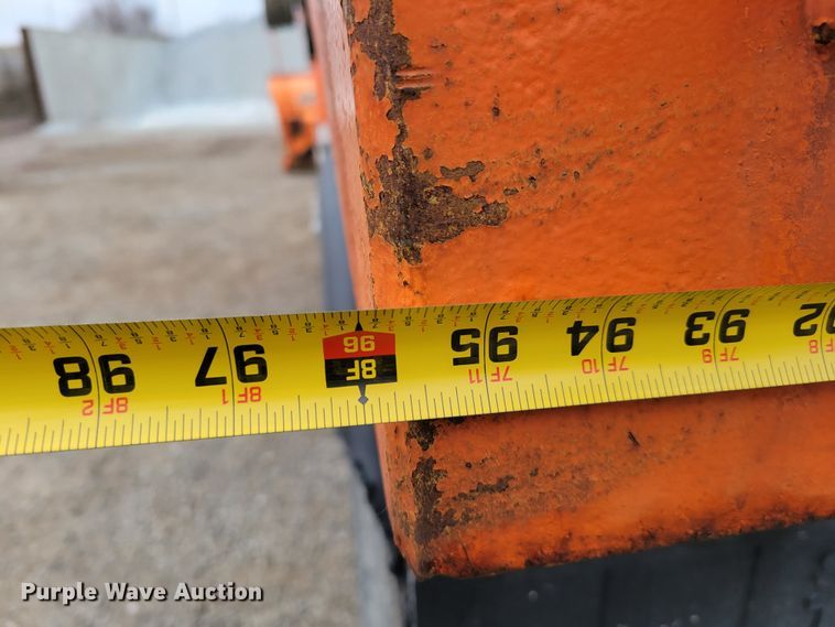 image for item DM8200 2005 Freightliner Business Class M2  dump truck