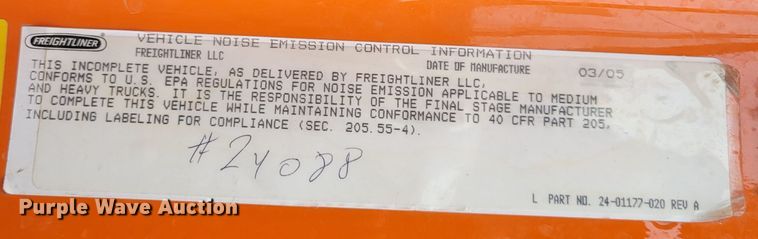 image for item DM8200 2005 Freightliner Business Class M2  dump truck